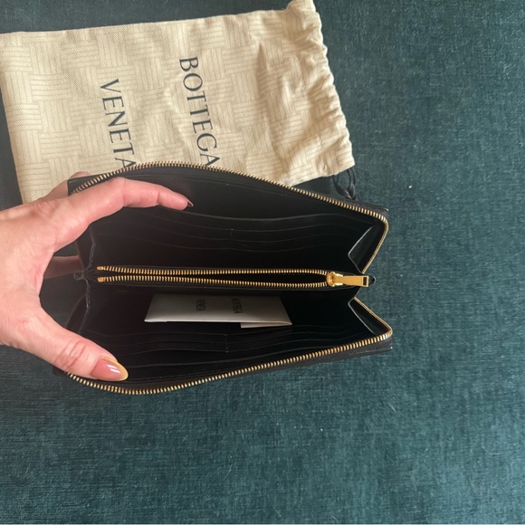 Bottega Veneta Nappa Maxi Intrecciato Zip Around Wallet  Bottega Veneta Intrecciato Black Leather Zip-Around Wallet with Gold Hardware